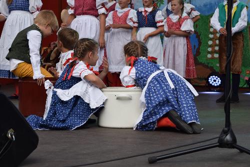 Folklorn festival U Zlat stoky - www.webtrziste.cz
