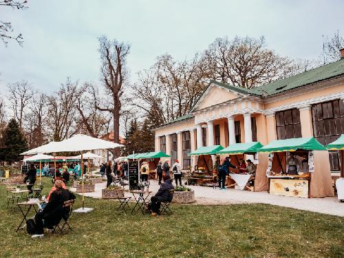 Velikono�n� jarmark 2026 - L�zn� B�lohrad - www.webtrziste.cz